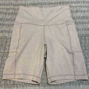 Vuori Studio Pocket Shorts